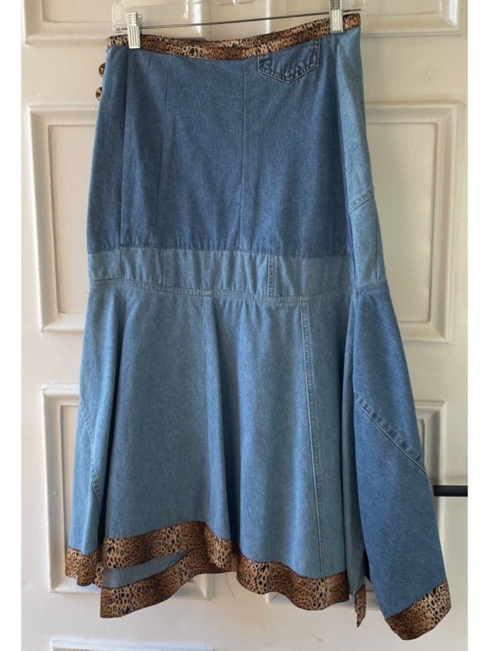 Womens One of a Kind Designer Made Denim Skirt with Leopard Print Trim Sz 2 - Picture 4 of 11
